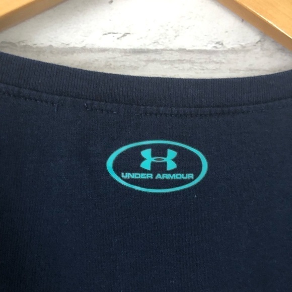 Under Armour short sleeve top Size Large - Picture 5 of 7